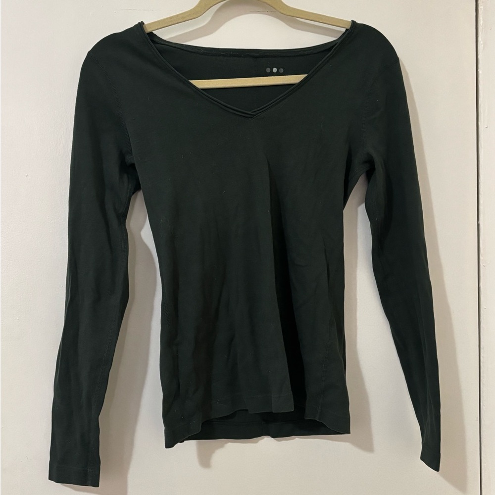 3 Dots Green Top